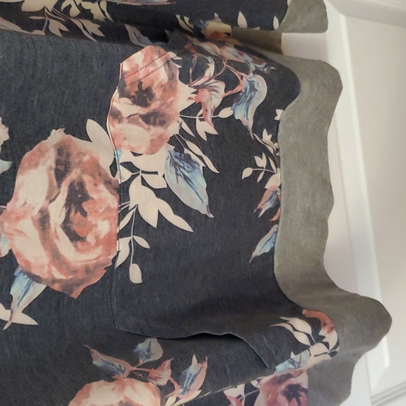 Floral Print Hoodie - Picture 3 of 3